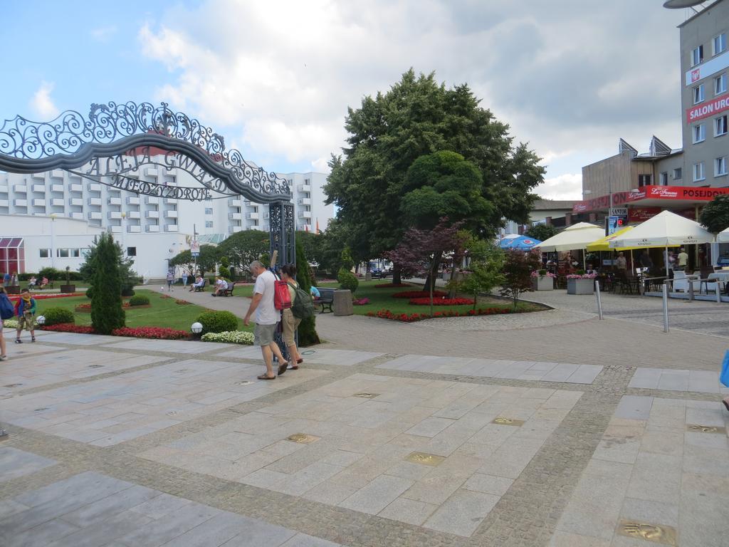 Apartament Horyzont Astra Międzyzdroje Kültér fotó